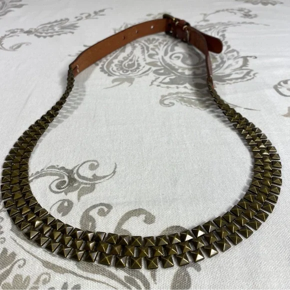 Fossil Hip Belt‎ Bohemian/Western
Leather Metal Linked Studded Chain - Picture 4 of 10